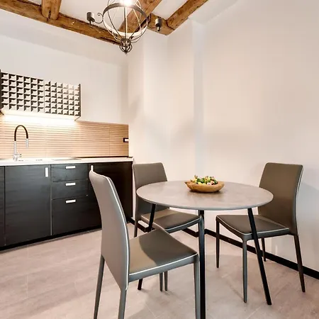 Black & White Apartment Rijeka